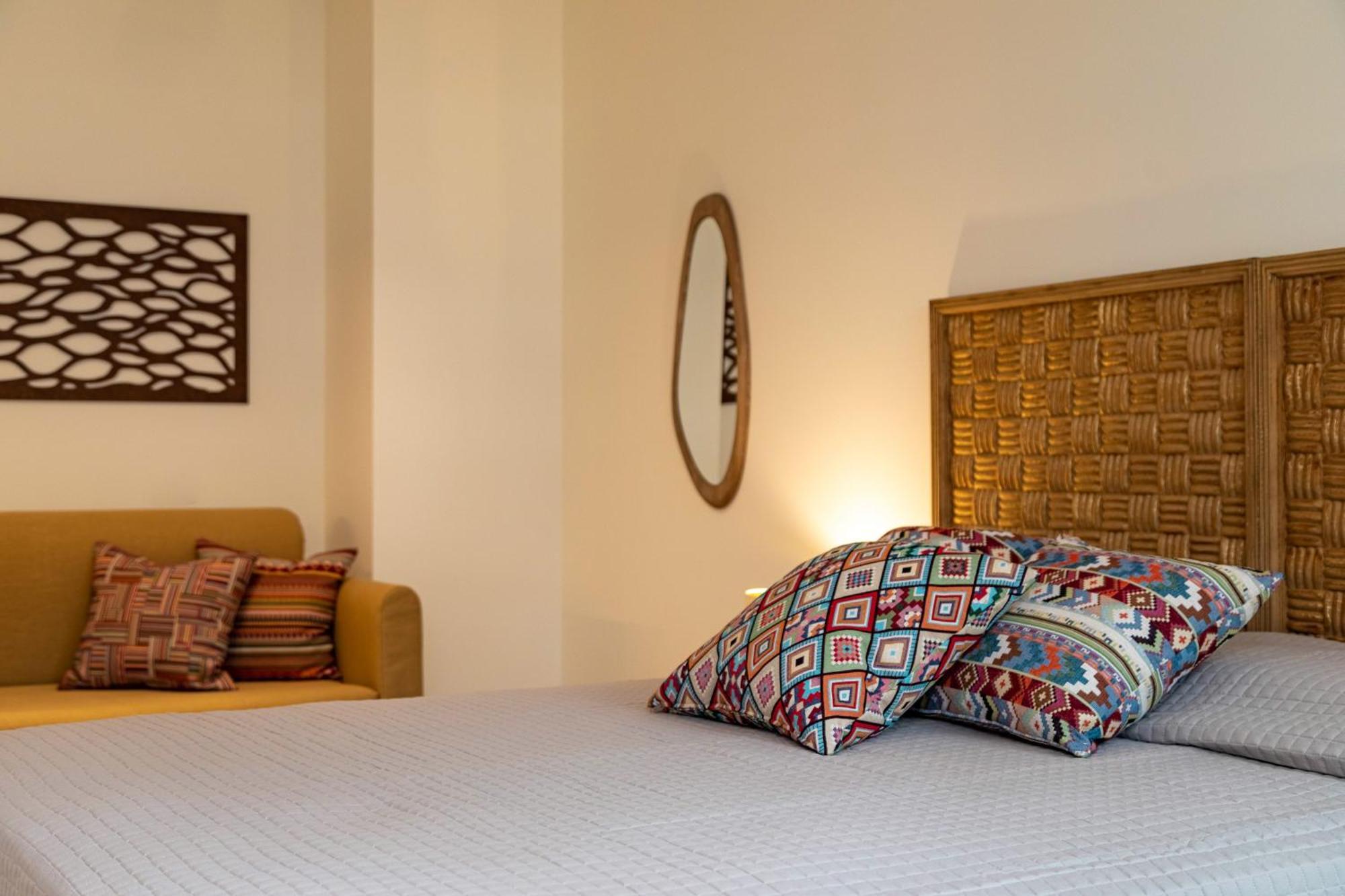 Arancia Elegant Rooms And Suites Tolón Exterior foto